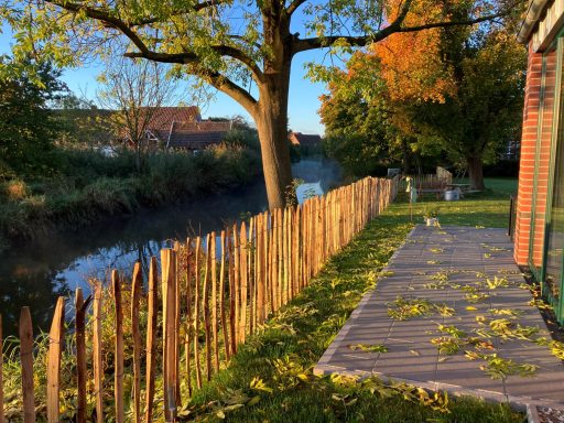 Morgensonne im Herbst